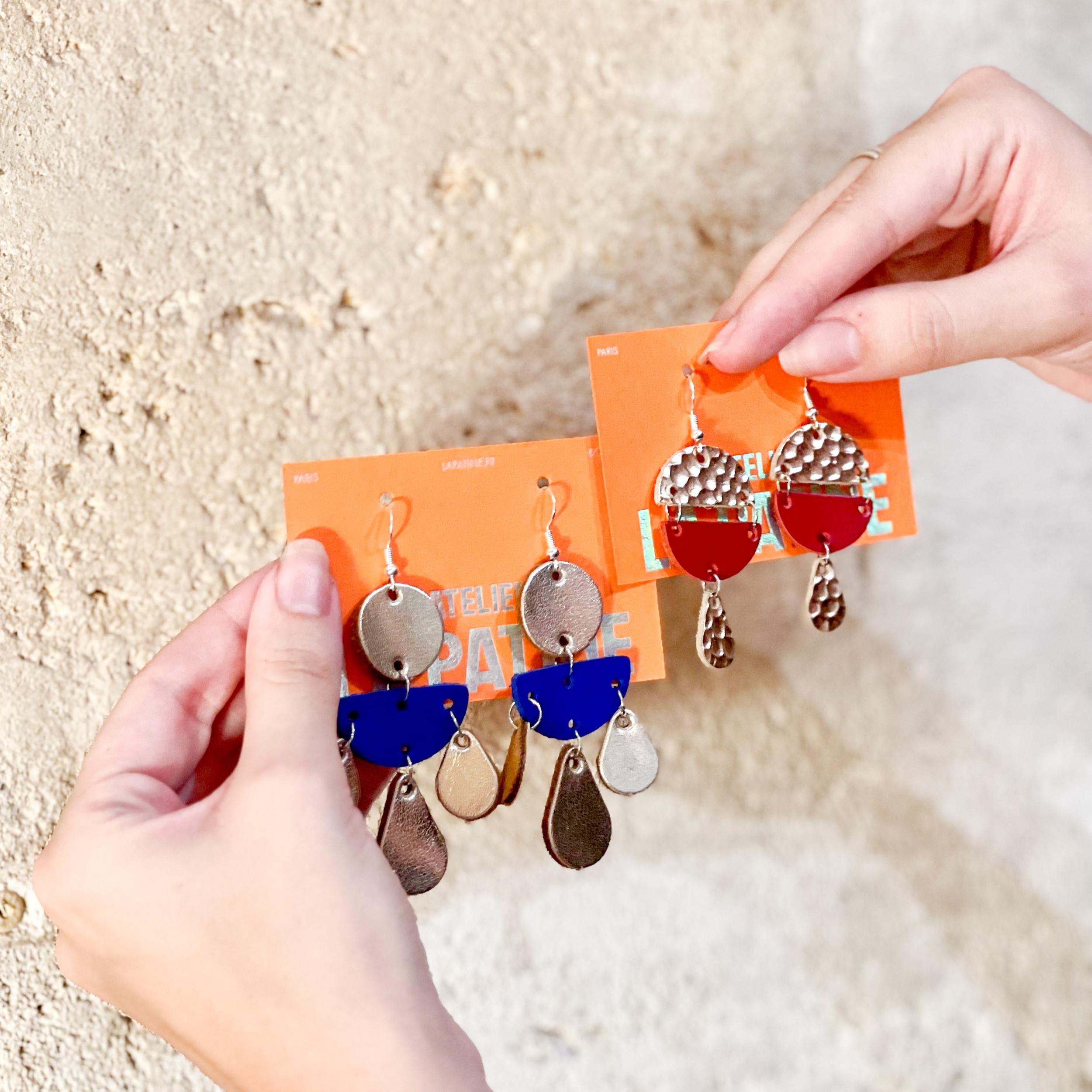 Créez vos paires de boucles d'oreilles en cuir avec Diane et son équipe - Image n°6 - Wecandoo