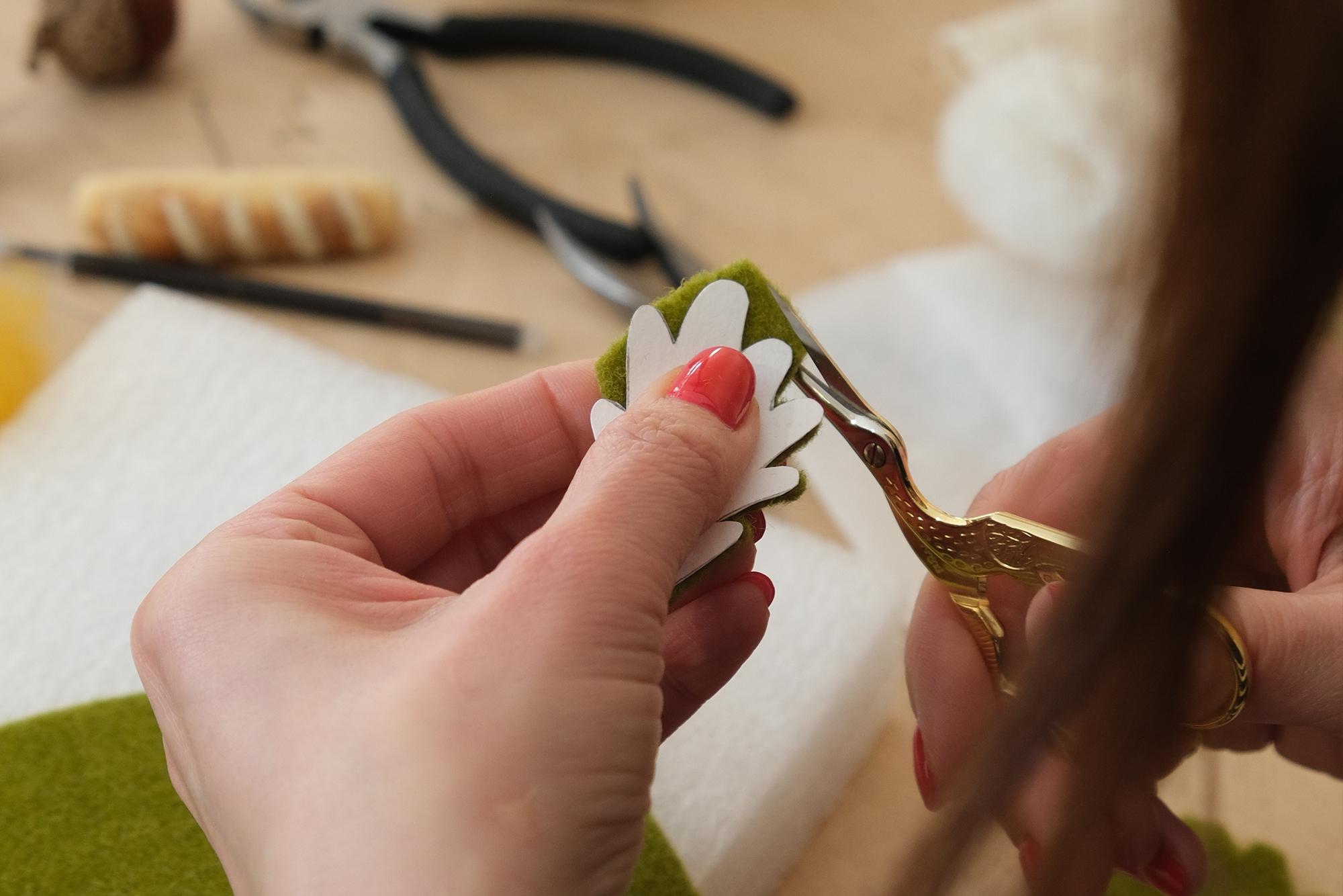 Feutrez votre couronne saisonnière avec Yu-Ching - Image n°5 - Wecandoo