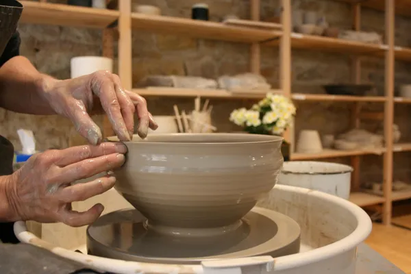 Apprenez à tourner votre vaisselle sur deux jours