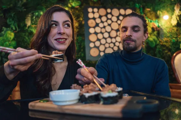 Réalisez vos makis avec les produits du marché avec Brian - Image n°3 - Wecandoo