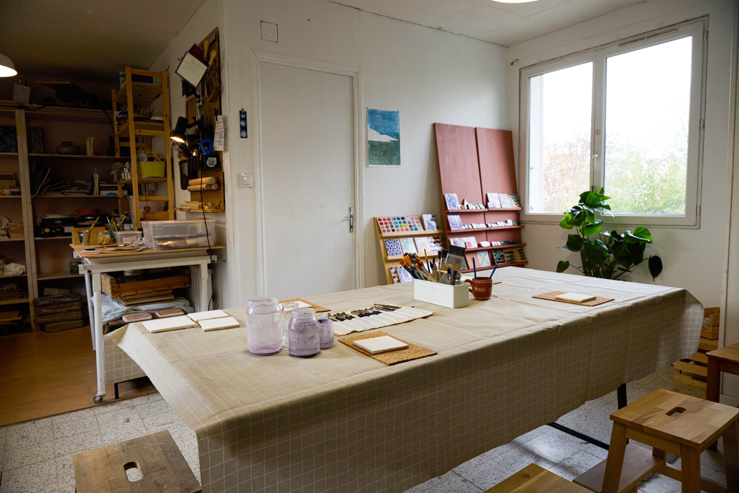 Approfondissez votre technique de décor d'azulejos sur une journée avec Céline - Afbeelding nr. 8 - Wecandoo