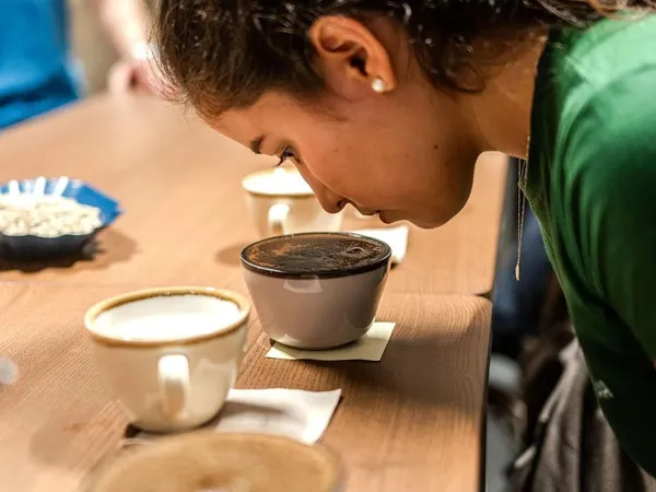 Dégustez à l'aveugle des variétés de café