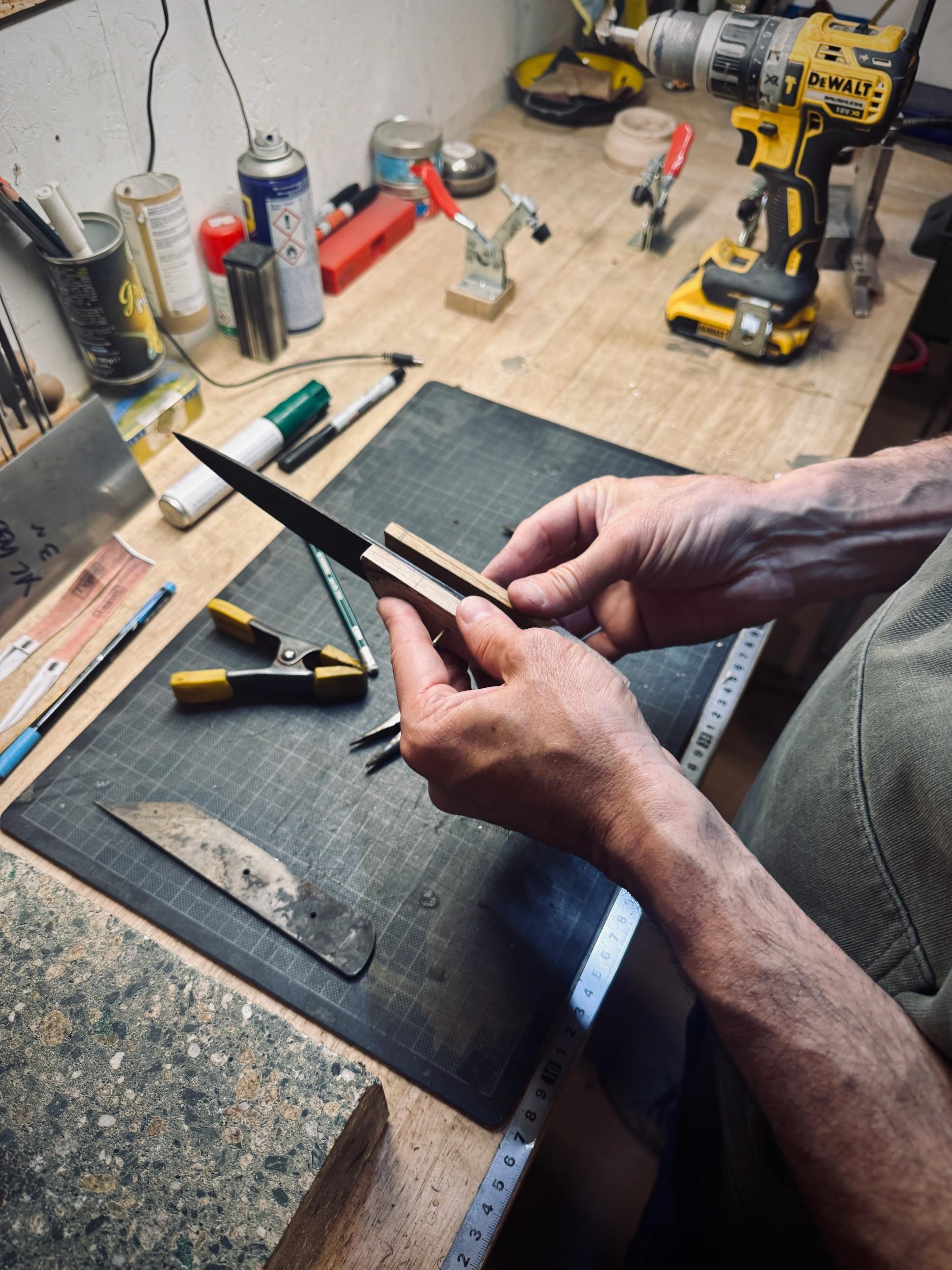 Créez votre couteau unique avec Ron - Image n°9 - Wecandoo