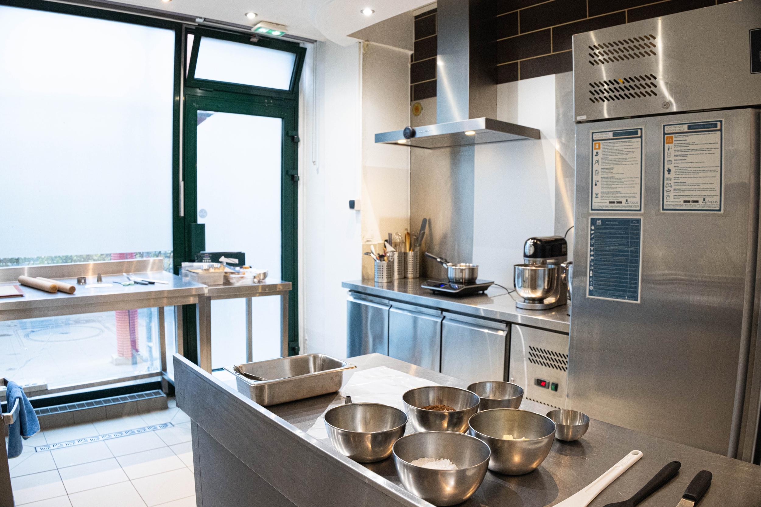 Réalisez des mignardises pâtissières avec Nassira - Image n°12 - Wecandoo