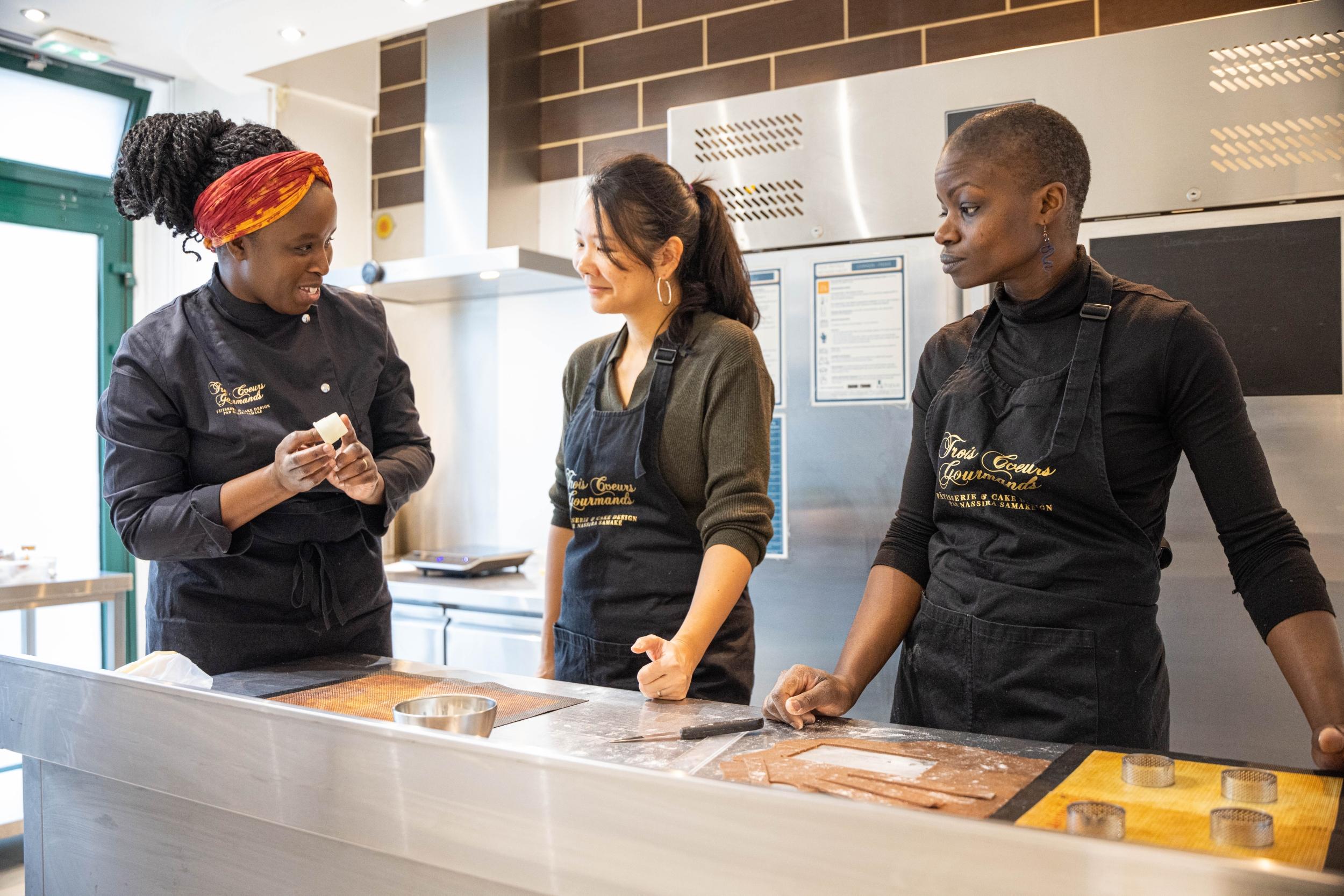 Réalisez des mignardises pâtissières avec Nassira - Image n°6 - Wecandoo