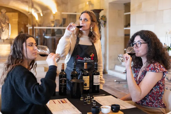 Visitez un château Grand Cru classé de Saint-Émilion et initiez-vous à l'œnologie - Image n°5 - Wecandoo