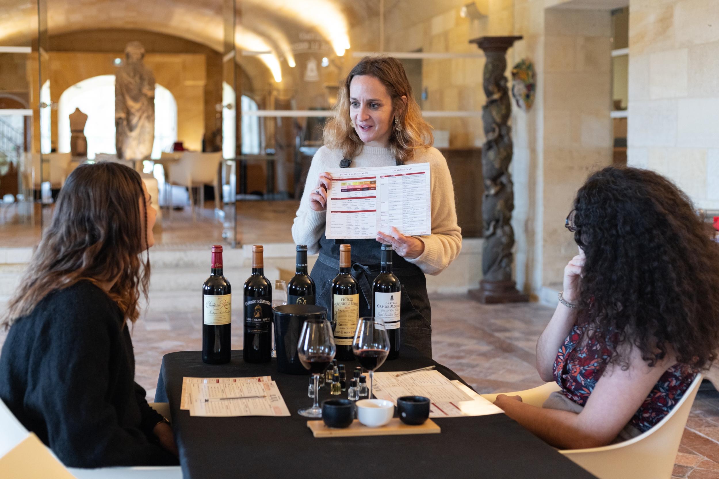 Visitez un château Grand Cru classé de Saint-Émilion et initiez-vous à l'œnologie - Image n°7 - Wecandoo