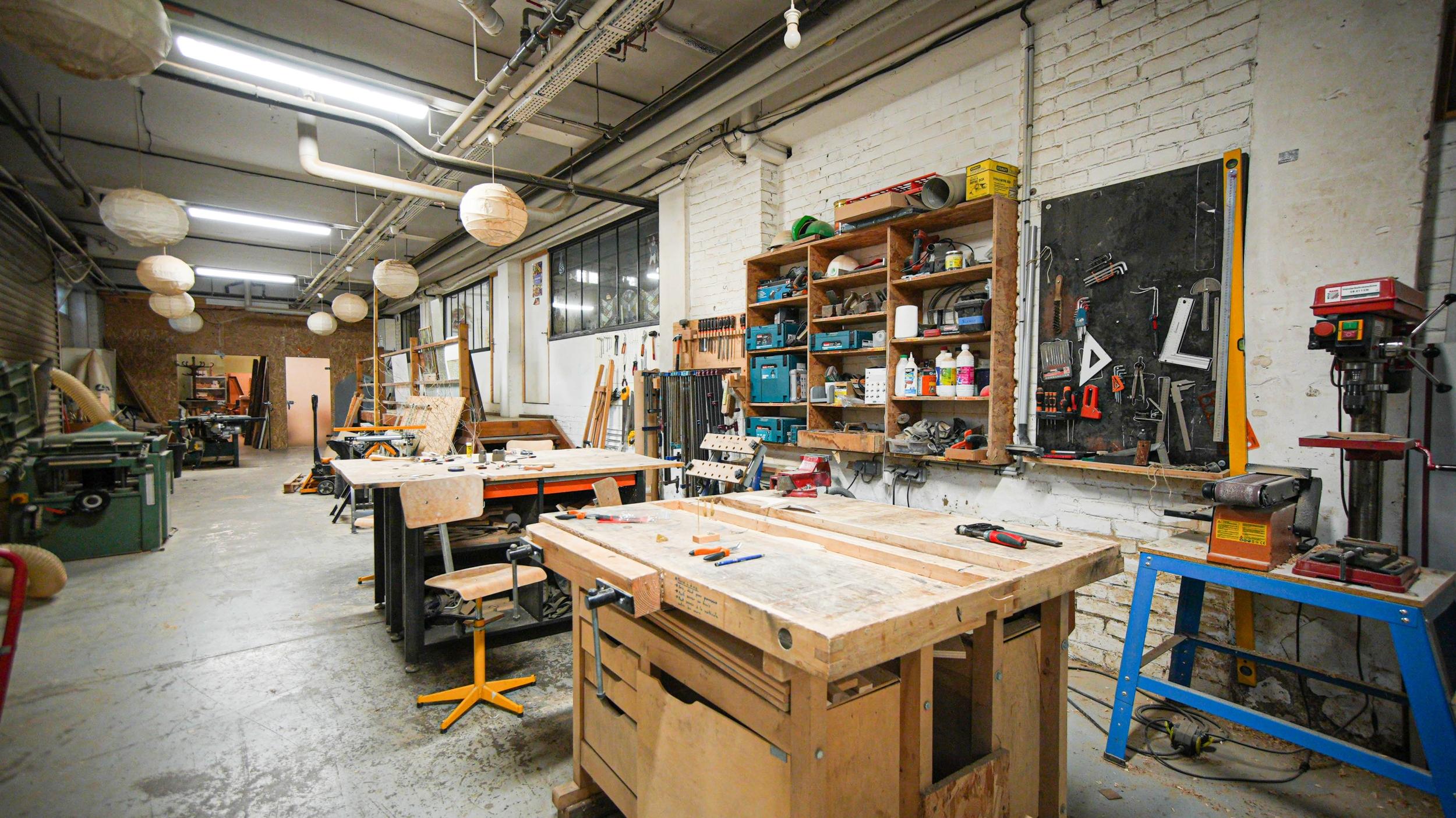 Réalisez votre collier avec un pendentif en argent ou en laiton doré avec Pauline - Afbeelding nr. 7 - Wecandoo