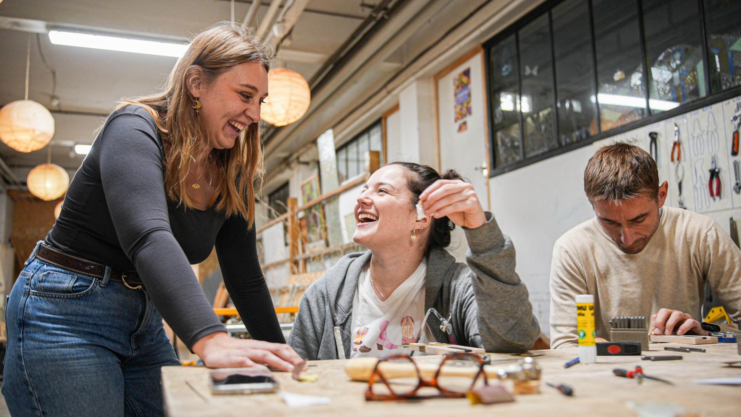 Réalisez votre pin's en forme de cœur avec Pauline - Afbeelding nr. 4 - Wecandoo