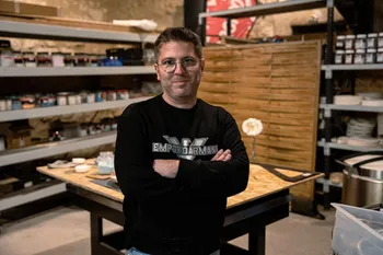 Sébastien: Artisan verrier in Tours