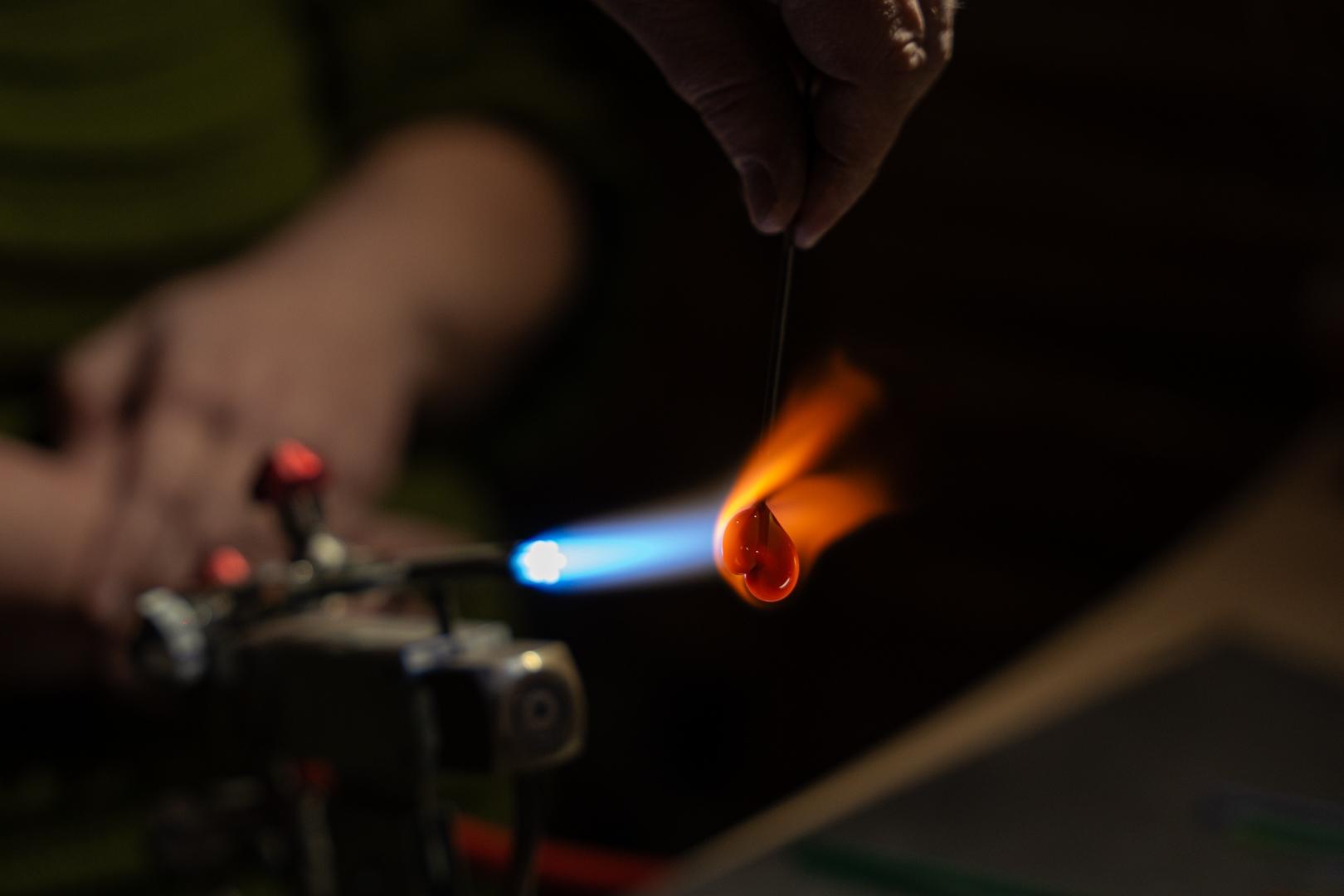 Réalisez vos bijoux en verre à Tours