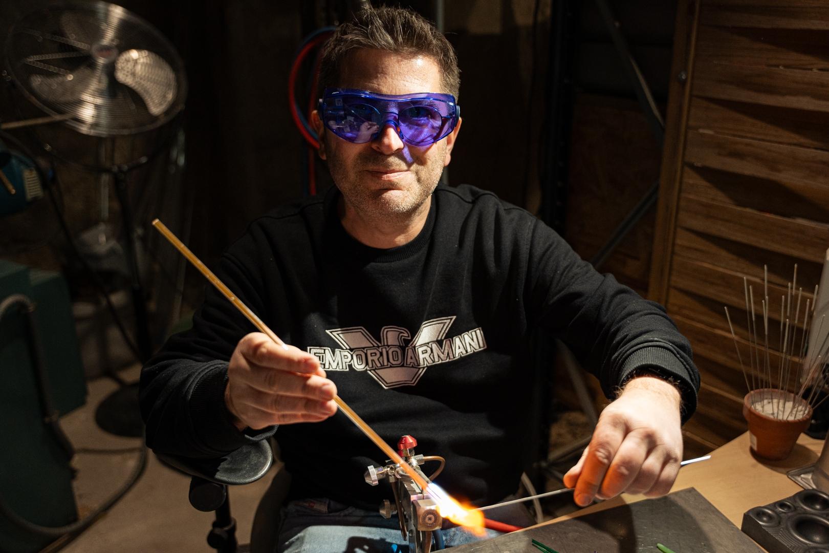 Réalisez votre paire de boucles d'oreilles et votre pendentif avec Sébastien - Image n°4 - Wecandoo