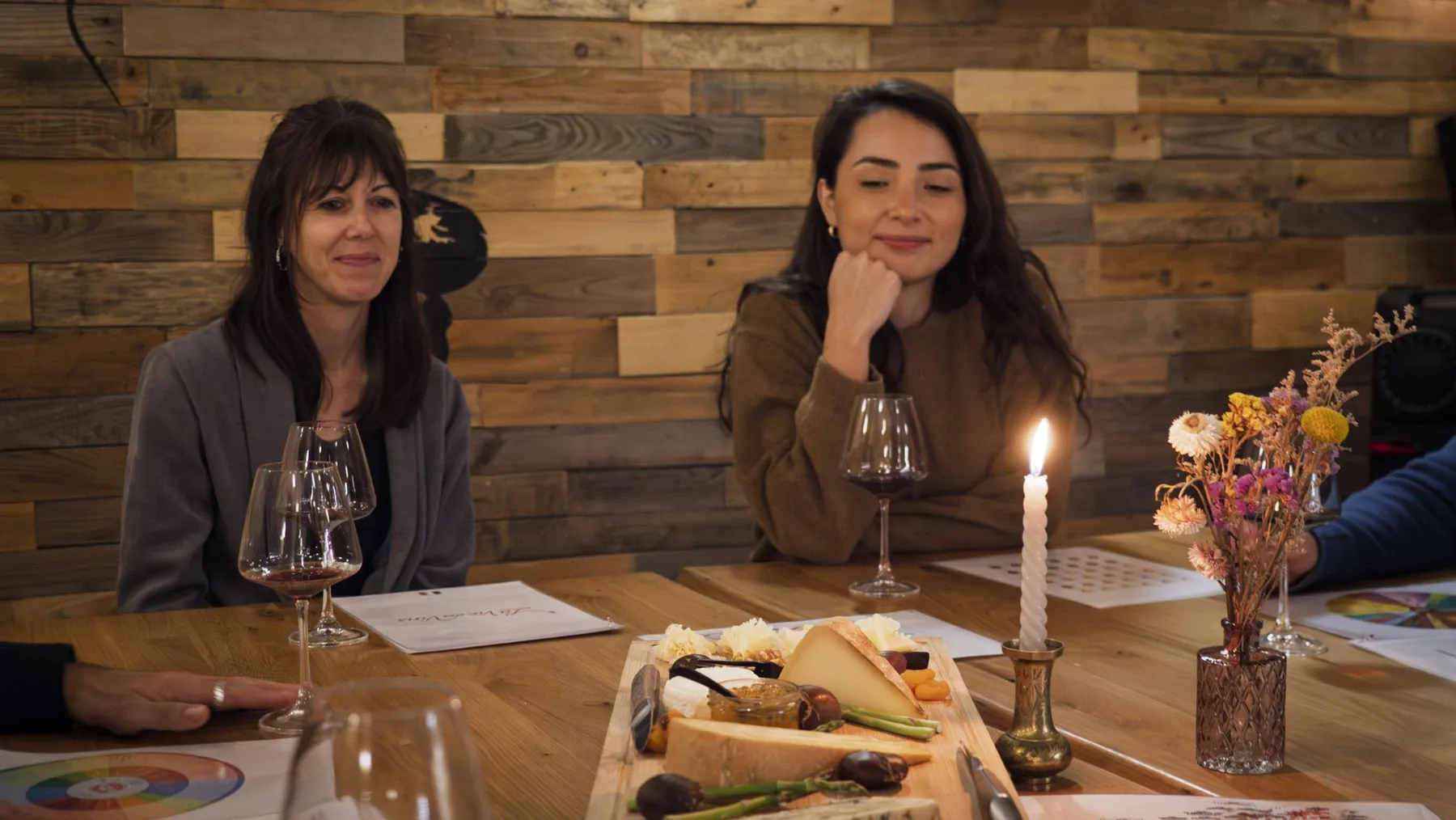 Plongez dans l'univers des accords vin et fromage avec Arthur - Image n°4 - Wecandoo