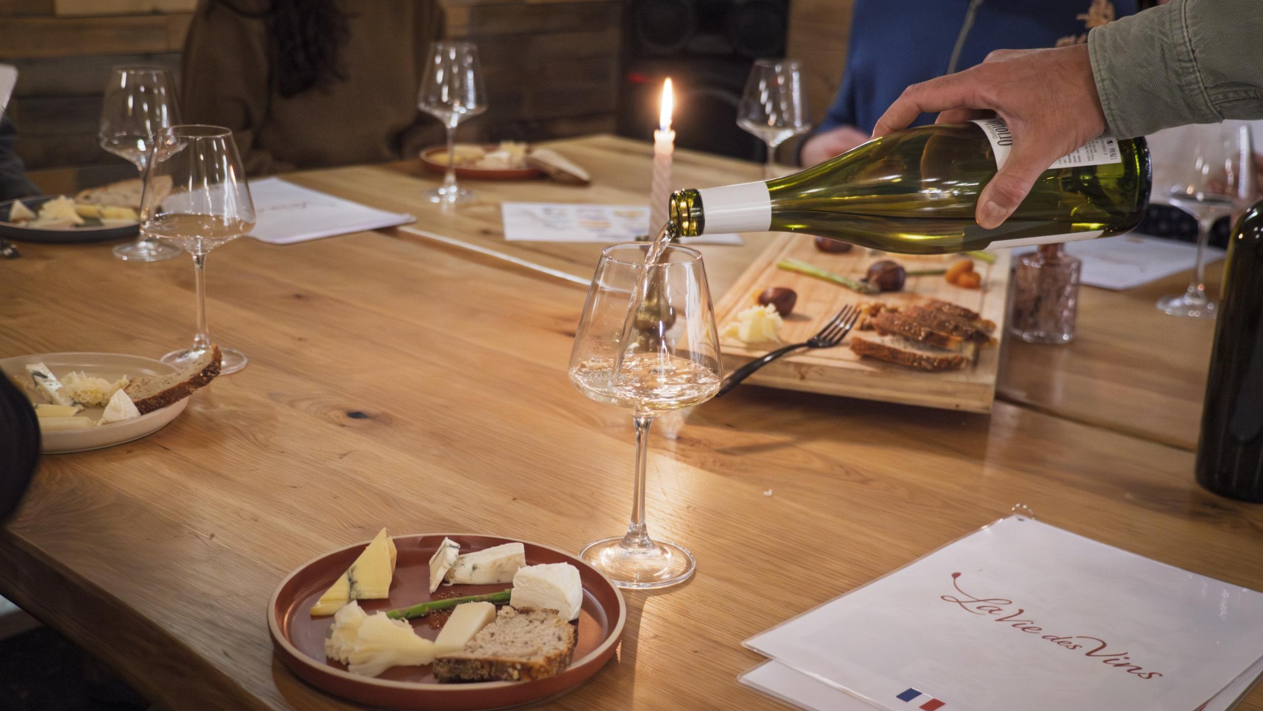 Plongez dans l'univers des accords vin et fromage avec Arthur - Image n°2 - Wecandoo