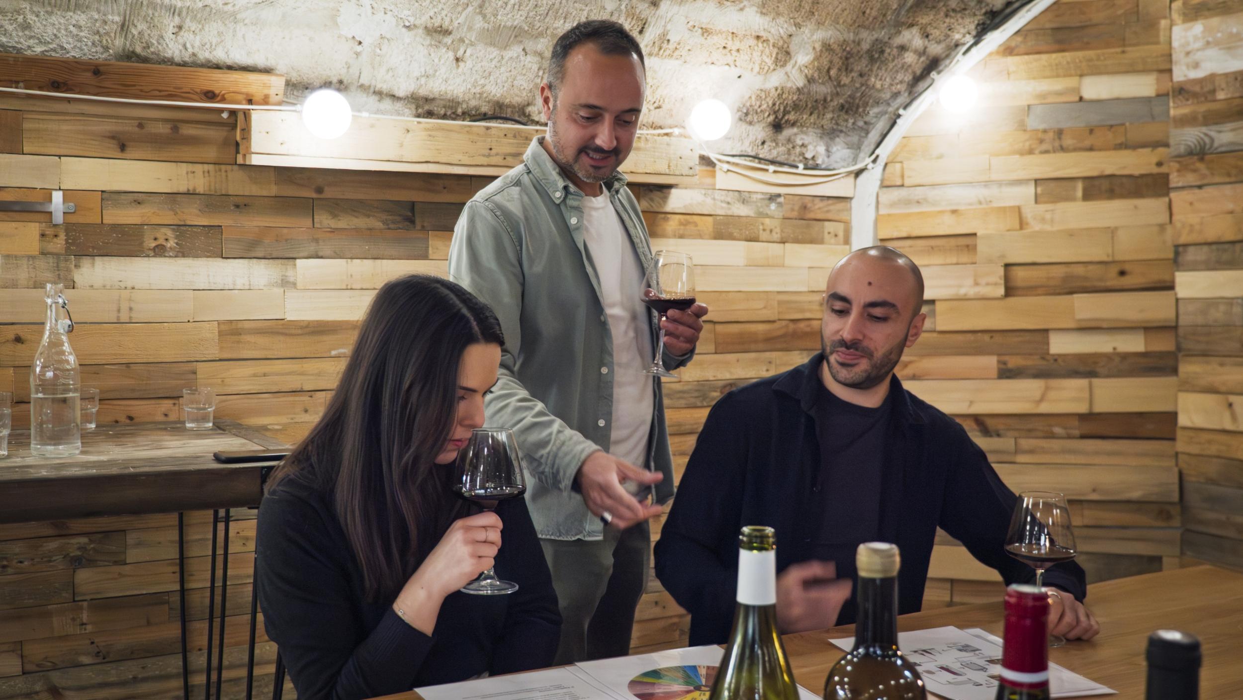 Initiez-vous à la dégustation de vin avec Arthur - Image n°3 - Wecandoo