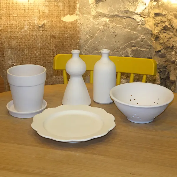 Décorez une grande pièce en céramique autour d’un goûter avec Achraf et son équipe - Image n°5 - Wecandoo