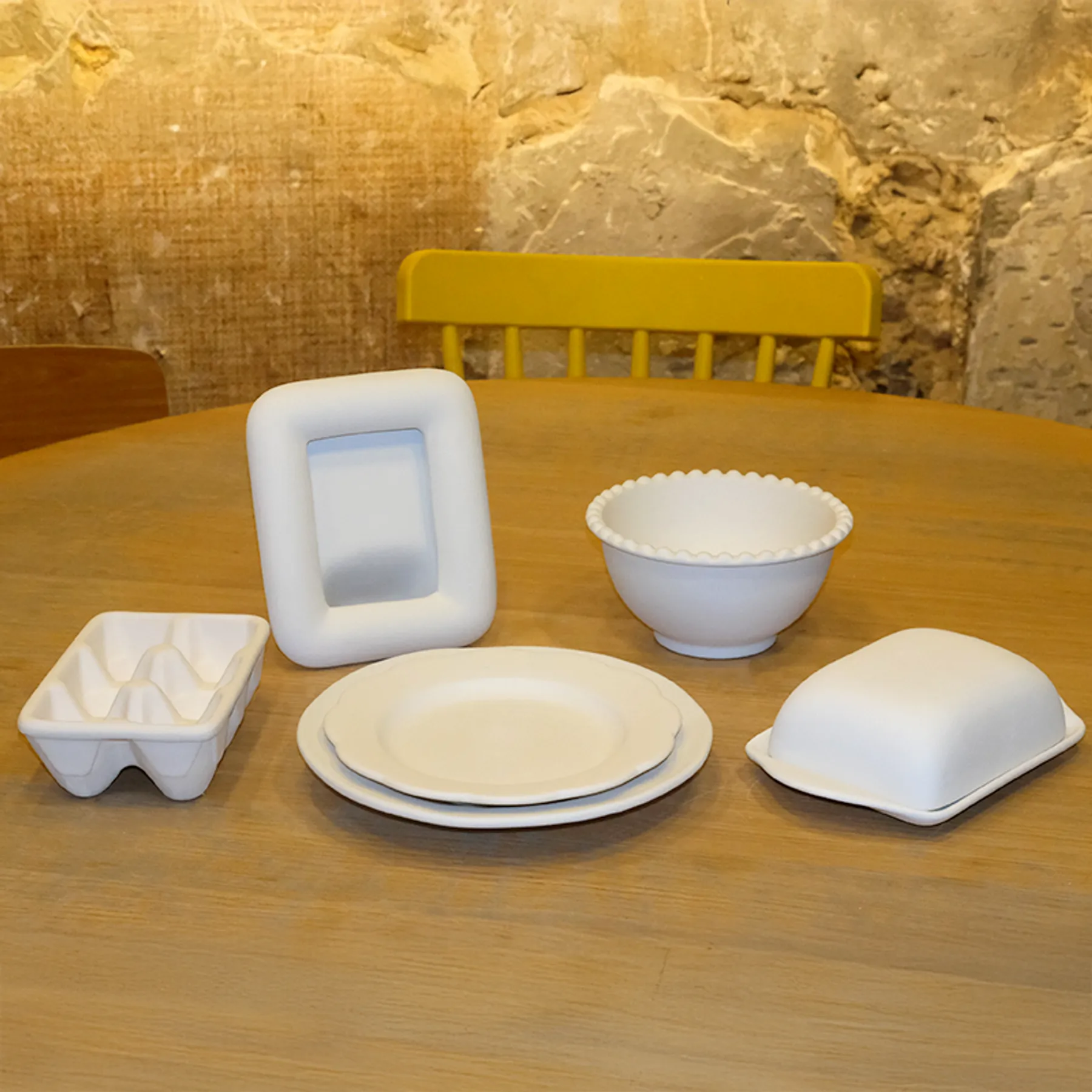 Décorez votre pièce moyenne en céramique autour d'un goûter avec Achraf et son équipe - Image n°2 - Wecandoo