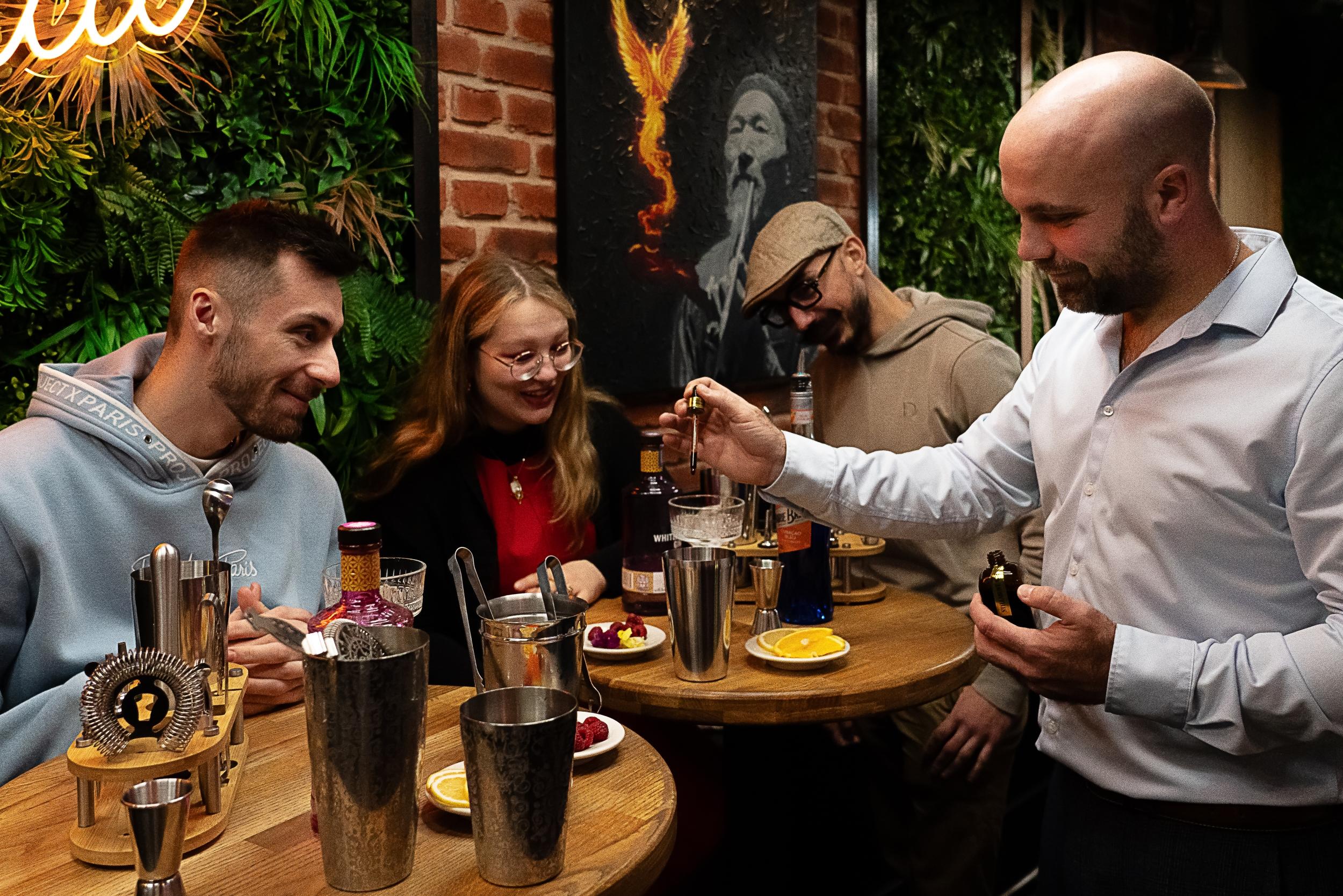 Initiez-vous à la création de cocktails avec Morgan - Image n°4 - Wecandoo