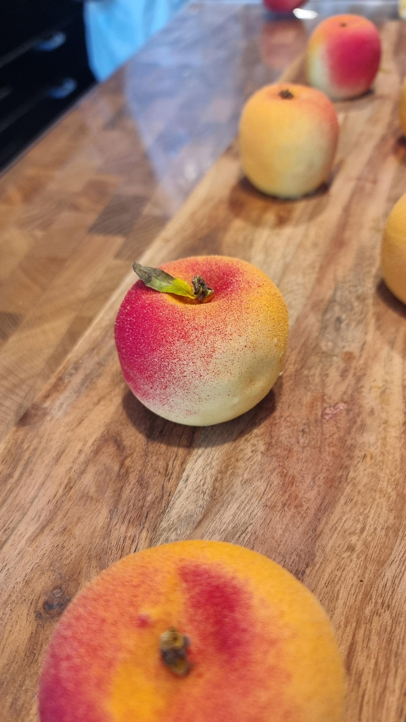 Réalisez votre pâtisserie en trompe-l'œil avec Anne et Aliénor - Image n°8 - Wecandoo