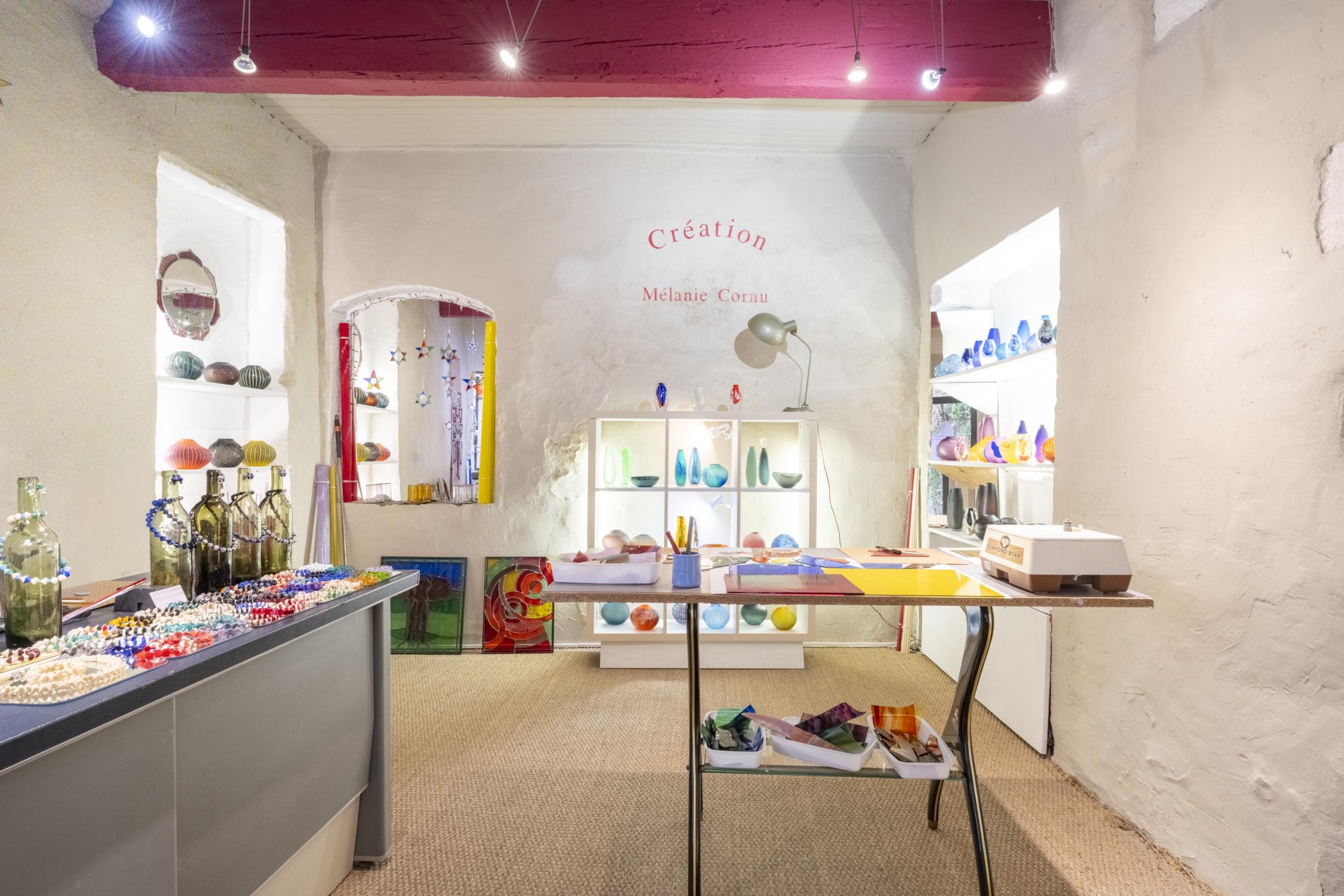 Réalisez votre miroir en vitrail Tiffany avec Mélanie - Afbeelding nr. 8 - Wecandoo