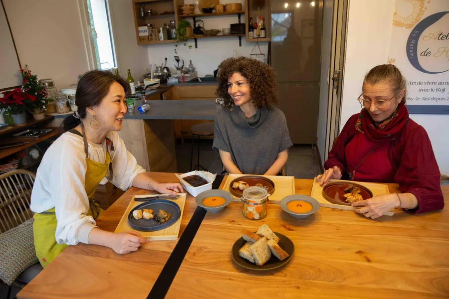 Fabriquez 1,5L de mirin et dégustez des plats au mirin avec Manami - Image n°1 - Wecandoo