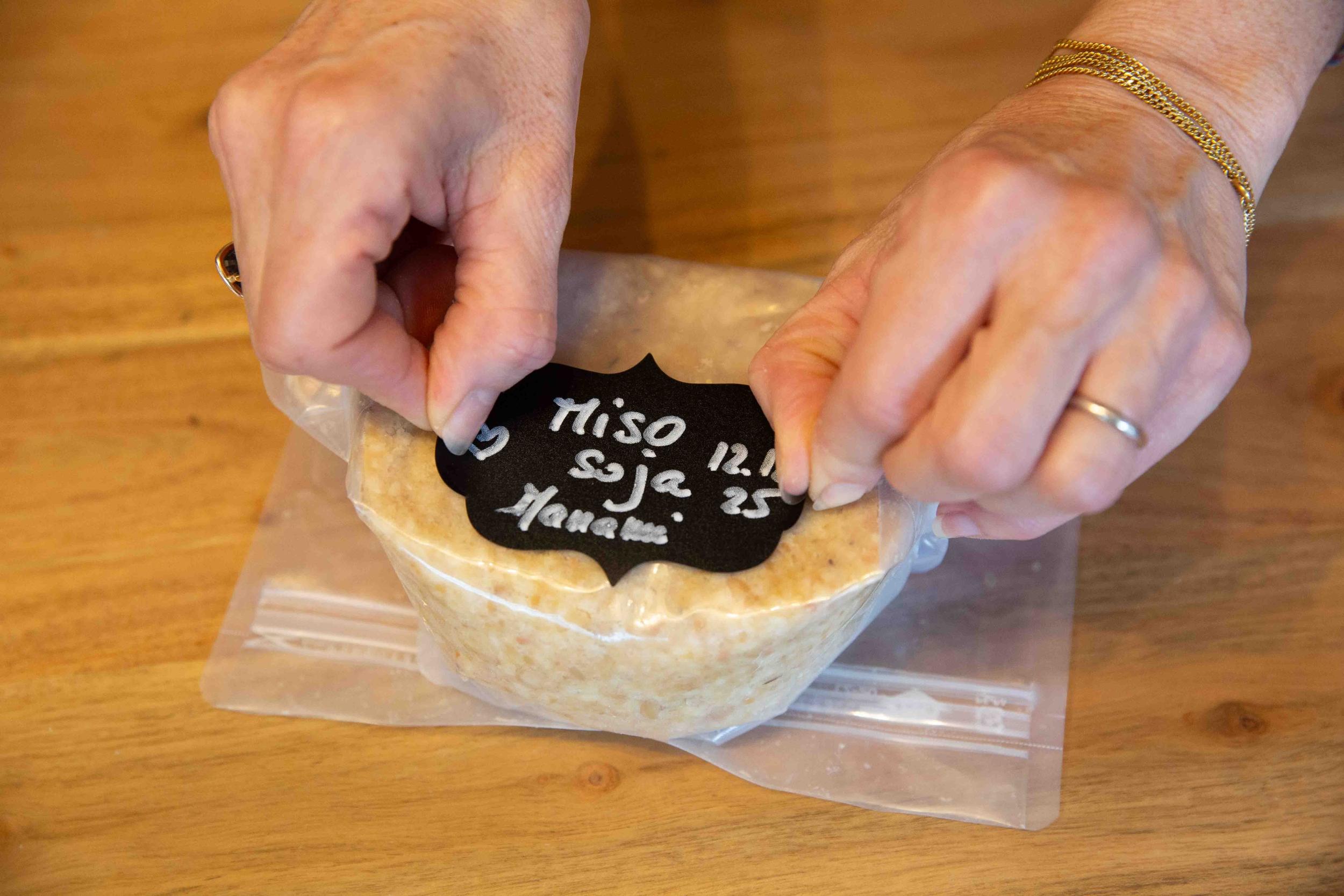 Préparez 1 kg de miso et dégustez des plats japonais