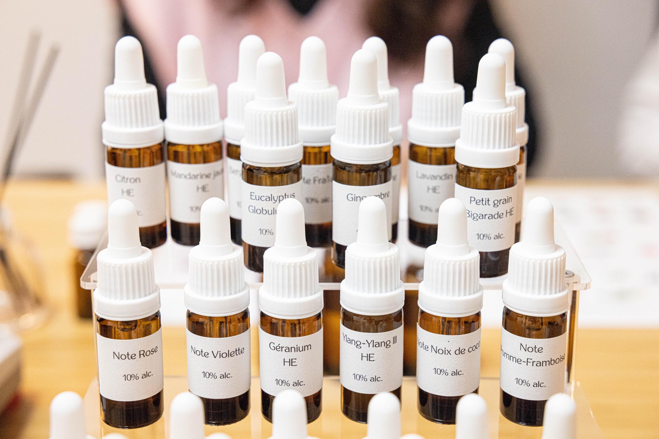 Créez votre parfum d'ambiance en duo avec Rosalie - Image n°7 - Wecandoo