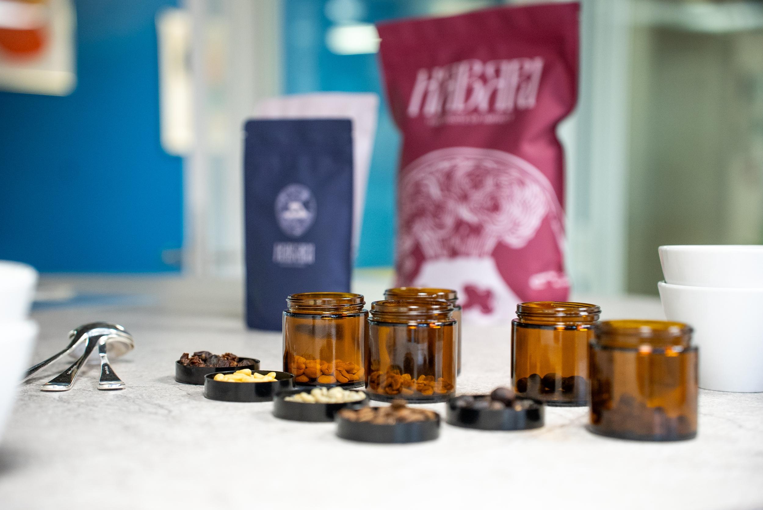 Dégustez à l'aveugle une variété de cafés