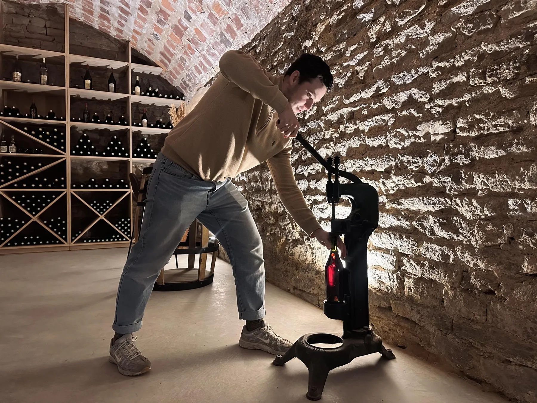 Assemblez votre cuvée du Jura avec Eleonore et Monica - Image n°4 - Wecandoo