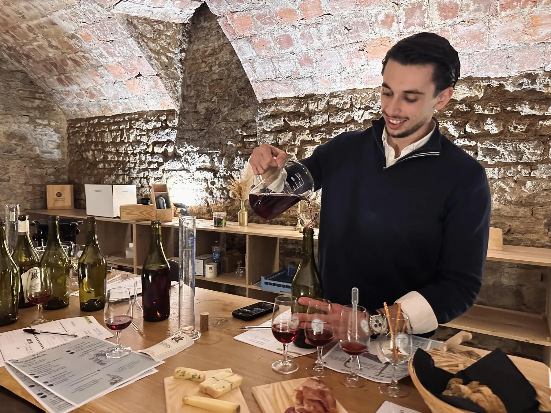 Assemblez votre cuvée du Jura avec Eleonore et Monica - Image n°5 - Wecandoo