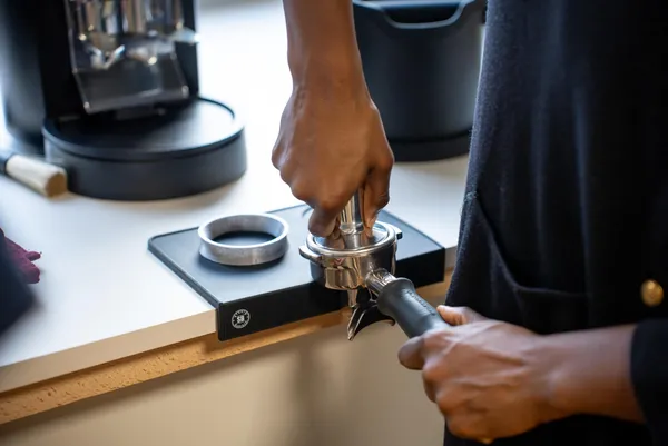 Initiez-vous à la méthode d'extraction espresso et art latte avec N'goné - Image n°4 - Wecandoo