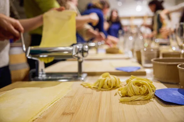 Cuisinez vos tagliatelles fraîches - Image n°4 - Wecandoo