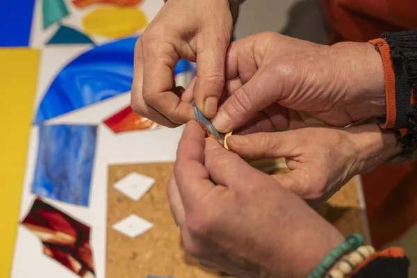 Initiez-vous au vitrail Tiffany