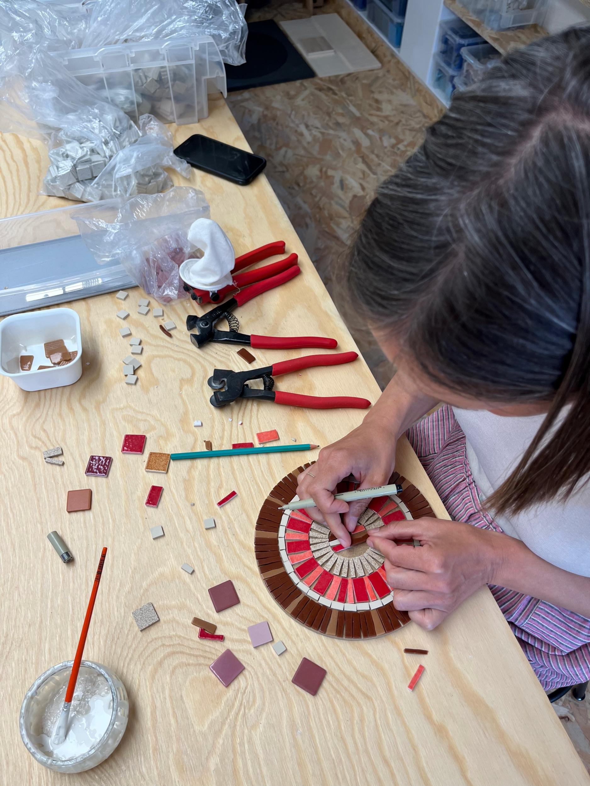 Réalisez votre dessous de plat en mosaïque - Image n°6 - Wecandoo