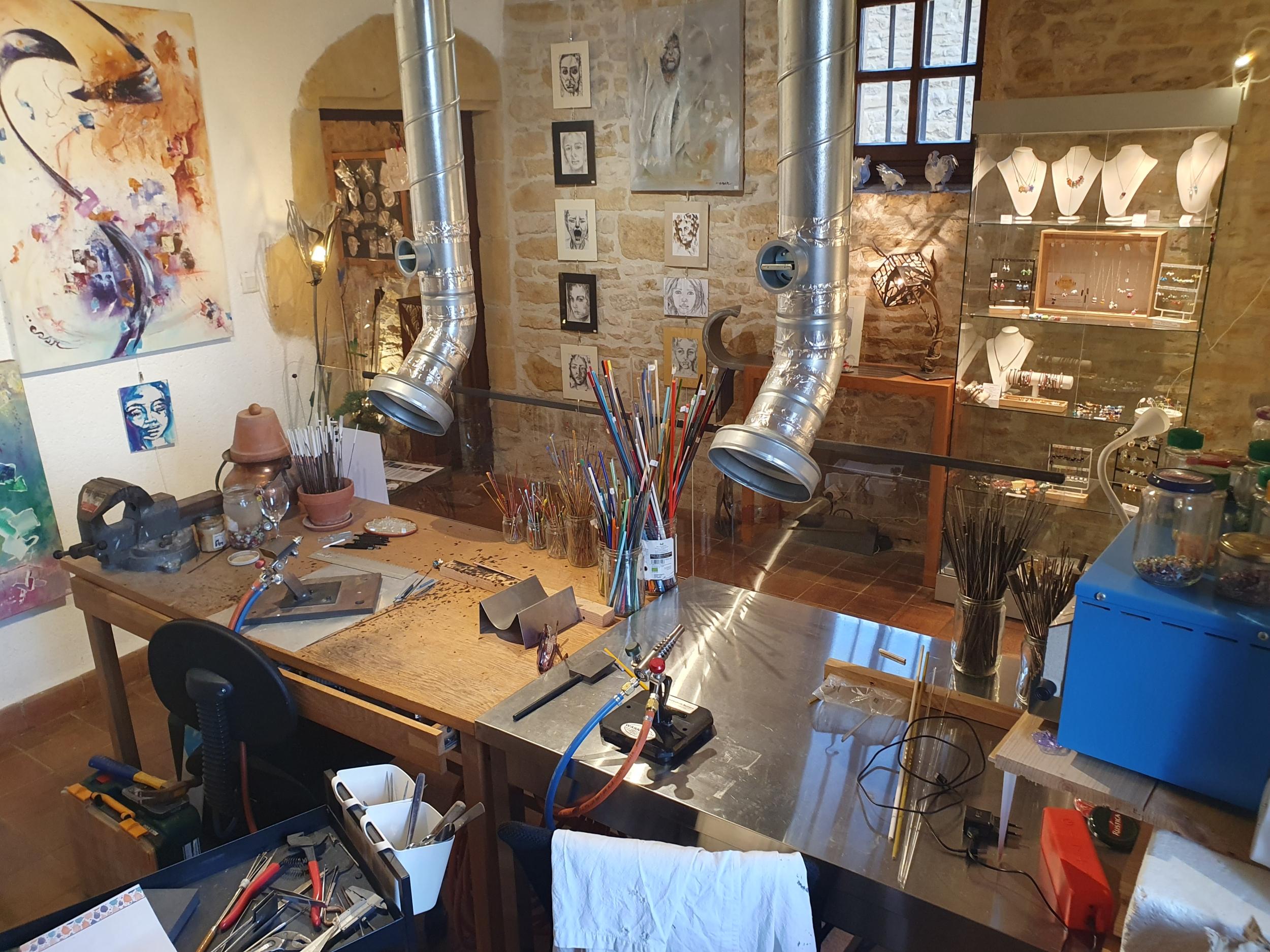 Créez vos bijoux en perles de verre - Image n°11 - Wecandoo