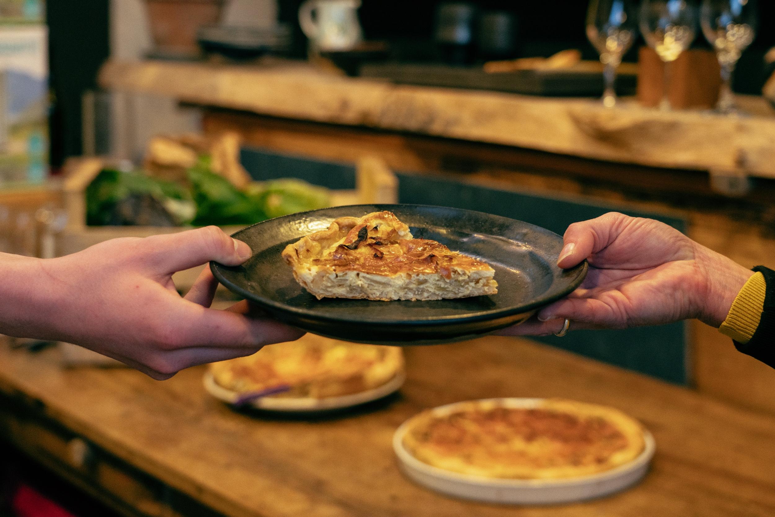 Dégustez des vins naturels et des spiritueux artisanaux avec Matthieu - Image n°5 - Wecandoo