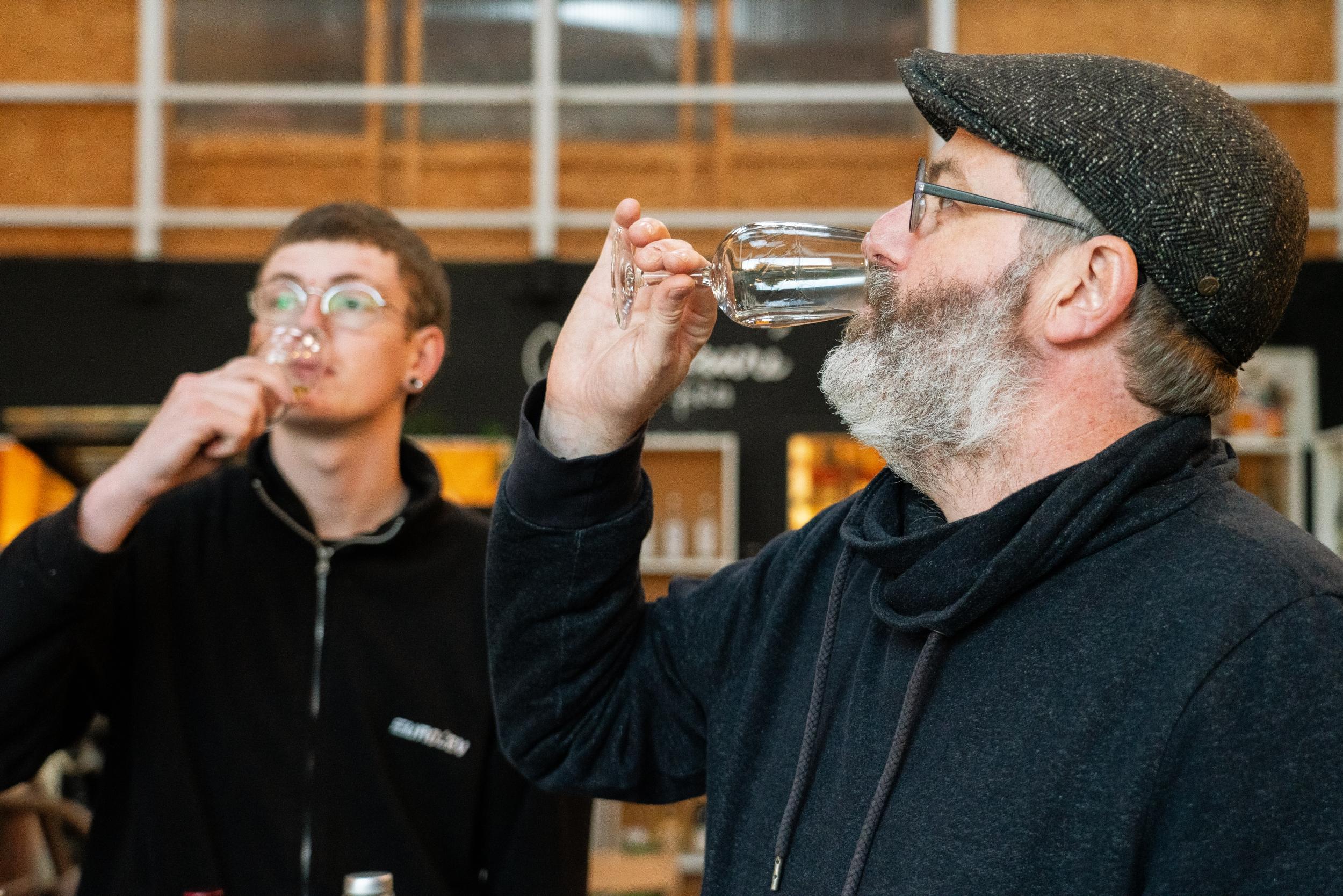 Distillez votre gin artisanal sur une journée avec Matthieu - Image n°7 - Wecandoo