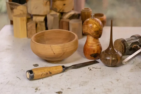 Réalisez votre projet au tour à bois sur une journée avec Michel - Image n°2 - Wecandoo