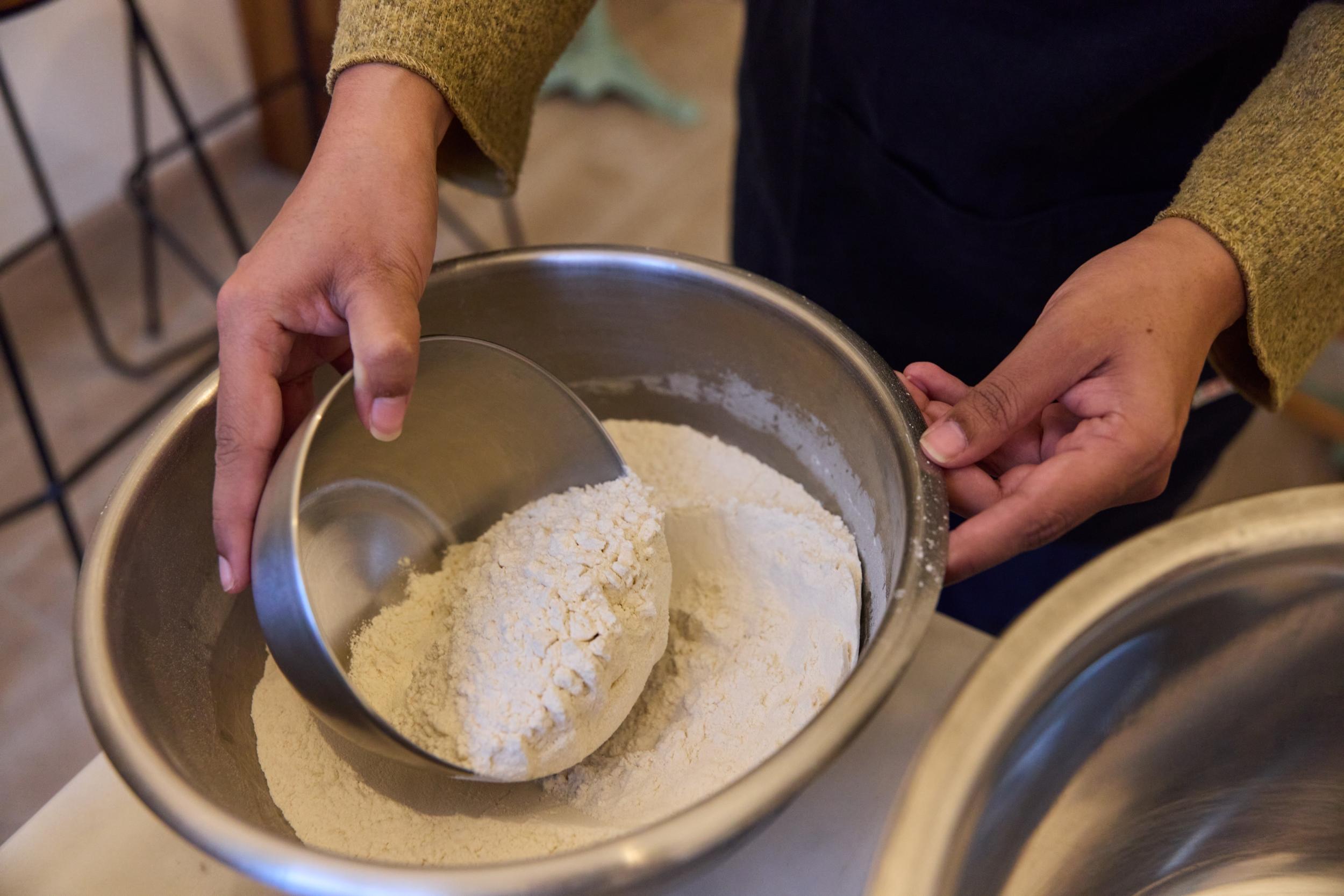 Apprenez à manier le rozell comme un crêpier en duo avec François - Image n°6 - Wecandoo