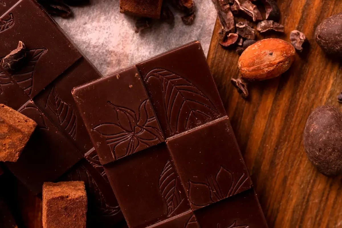 Confectionnez vos tablettes de chocolat en duo