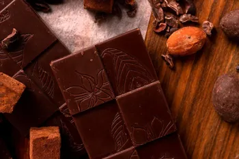 Confectionnez vos tablettes de chocolat en duo