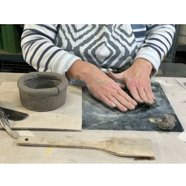 Modelez une pièce avec la technique du colombin - Image n°3 - Wecandoo