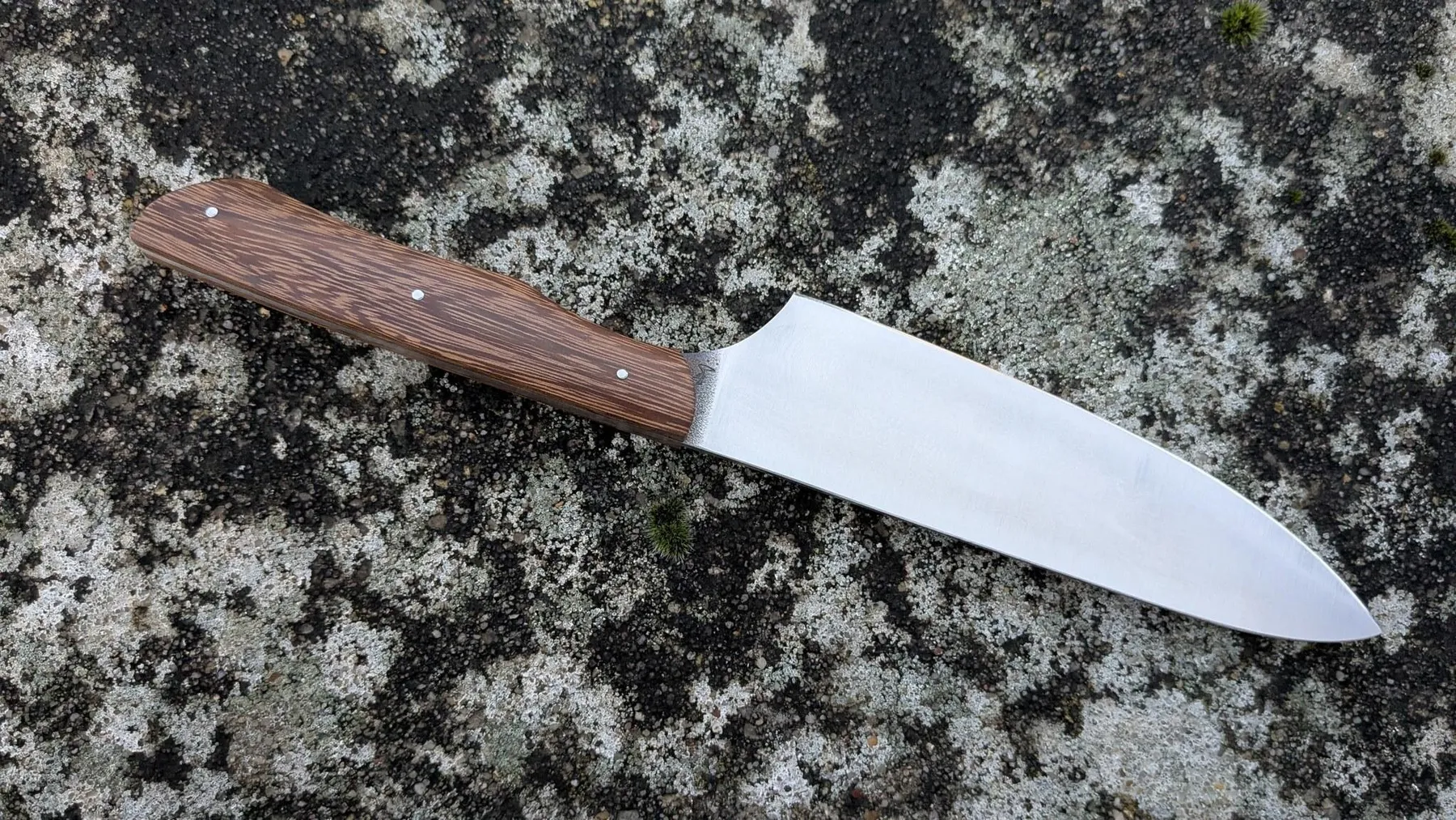 Fabriquez votre couteau japonais avec Adrien - Atelier individuel - Image n°3 - Wecandoo