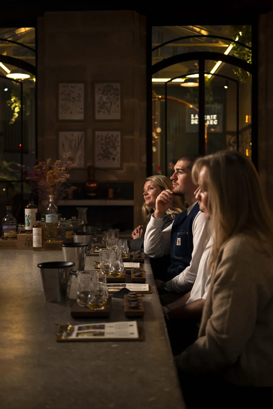 Initiez-vous aux accords à la française : chocolat, whisky avec Charlotte - Image n°1 - Wecandoo