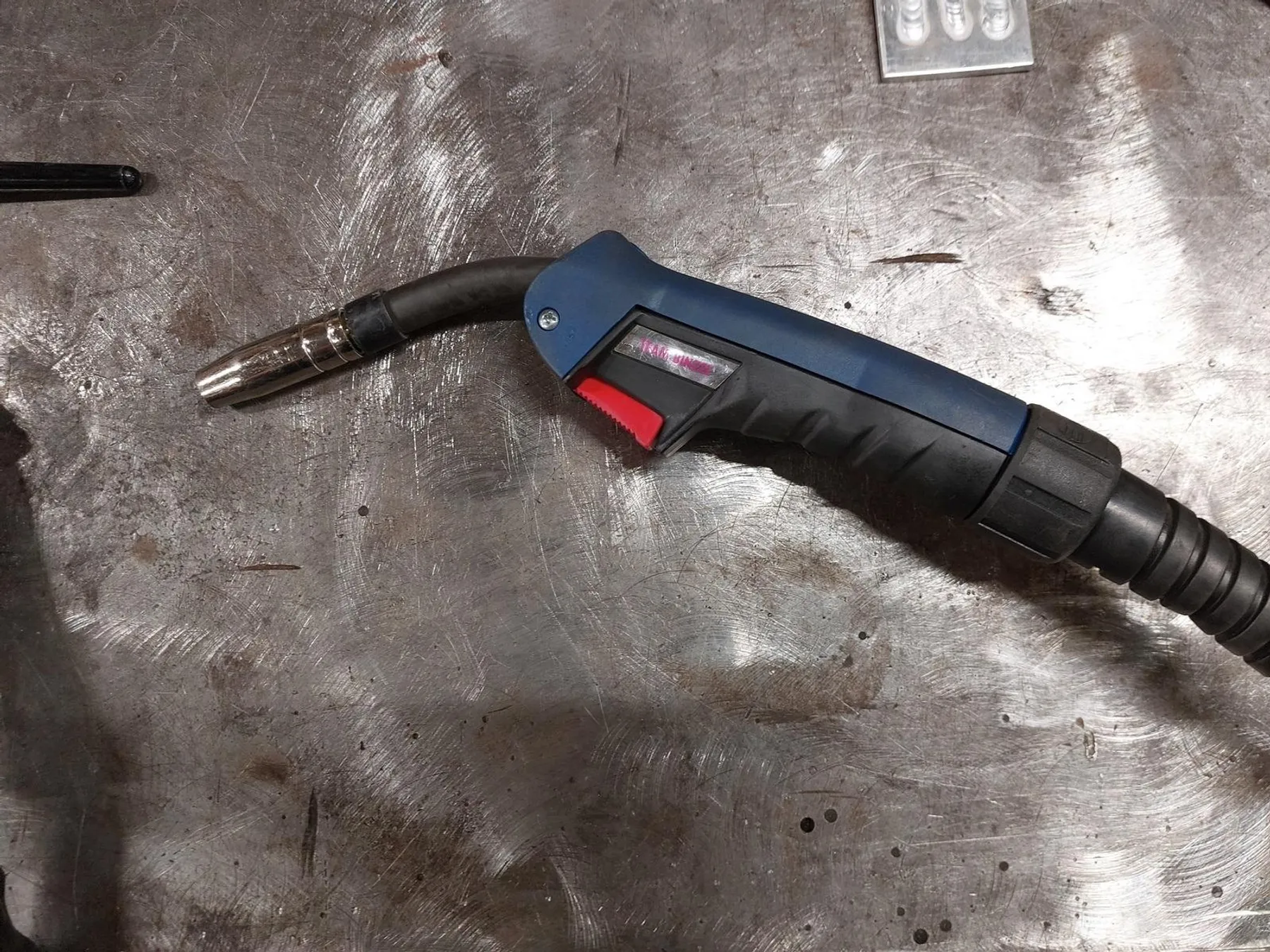 Initiez-vous au soudage MIG/MAG (semi-automatique) avec Loïc - Image n°1 - Wecandoo