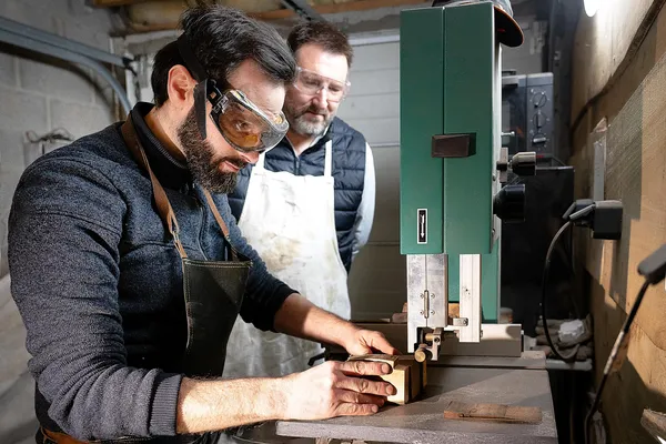 Créez votre couteau droit ou pliant lors d'une journée d'immersion avec Romain - Image n°5 - Wecandoo