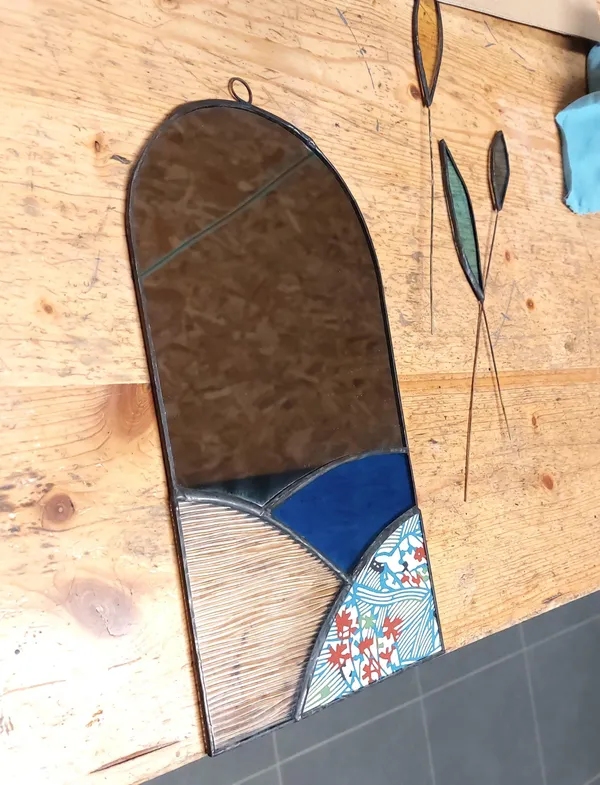 Réalisez votre miroir en vitrail avec Claire - Image n°2 - Wecandoo