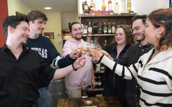 Dégustez des alcools traditionnels français et des produits locaux avec Axel - Image n°4 - Wecandoo