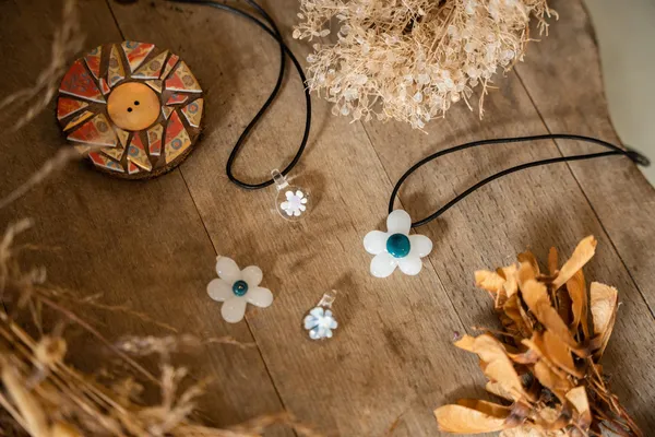 Créez votre pendentif au chalumeau avec Giovanni - Image n°1 - Wecandoo