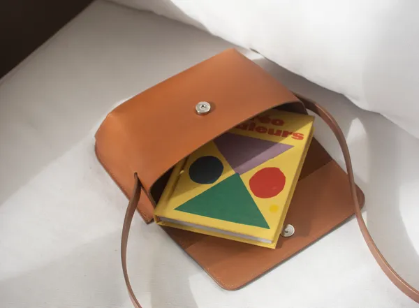 Fabriquez votre petit sac en cuir avec Pascaline - Image n°1 - Wecandoo